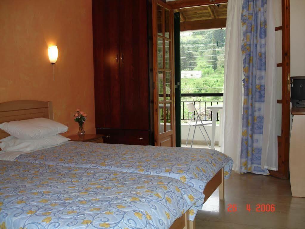 Villa Litsa Ermones Exterior foto